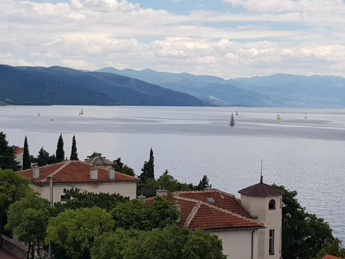 Apartment Kolaric Novi Vinodolski Buitenkant foto